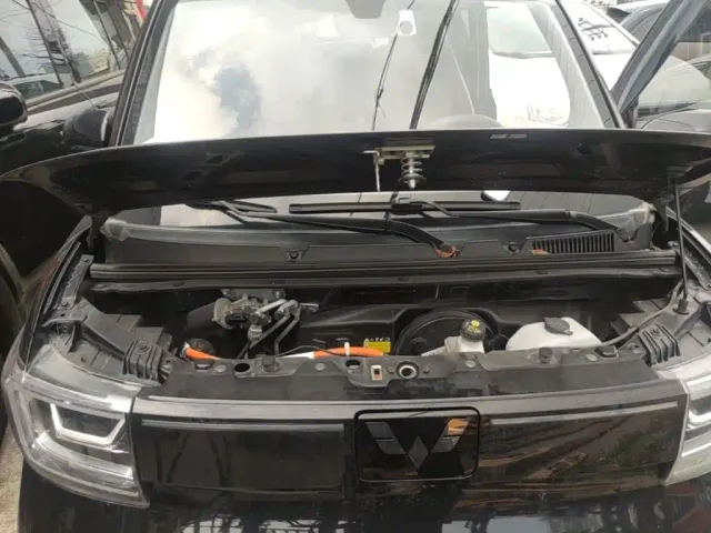 Wuling Hongguang Mini EV — Фото автомобиля 15