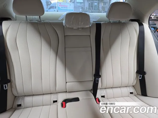 Mercedes-Benz E-Class W214 — Фото автомобиля 8