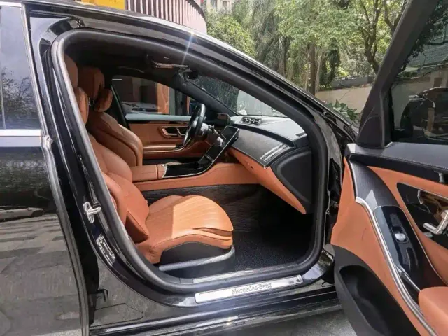 Mercedes-Benz S-Class — Фото автомобиля 12