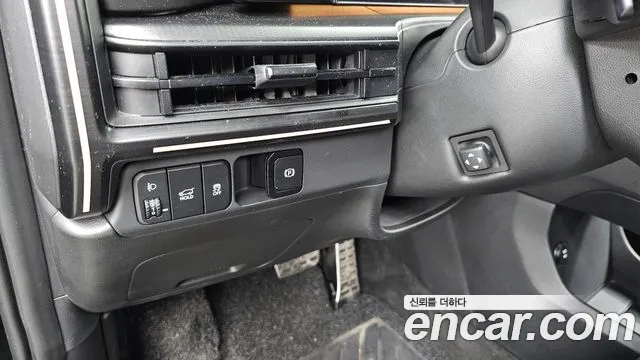 Hyundai Santafe Santa Fe (MX5) Бензин 2.5T 2WD — Фото автомобиля 25