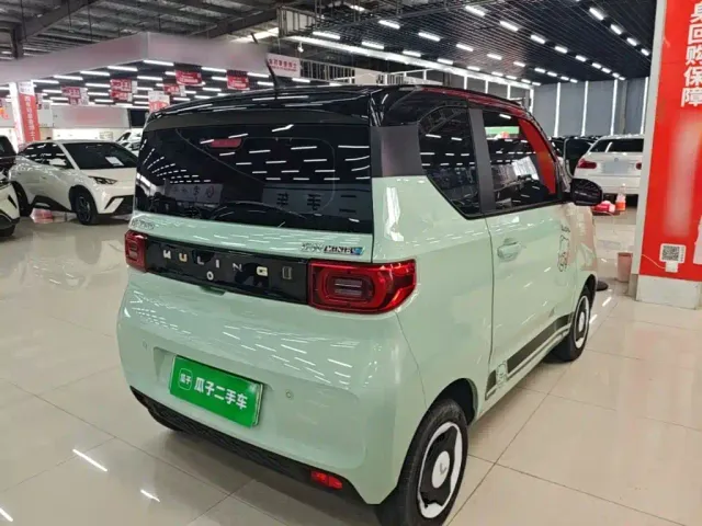 Wuling Hongguang Mini EV — Фото автомобиля 4