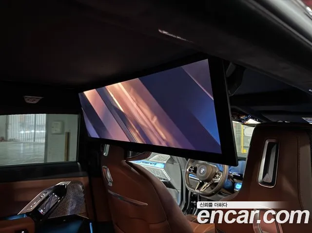 BMW 7 Series G70 — Фото автомобиля 12