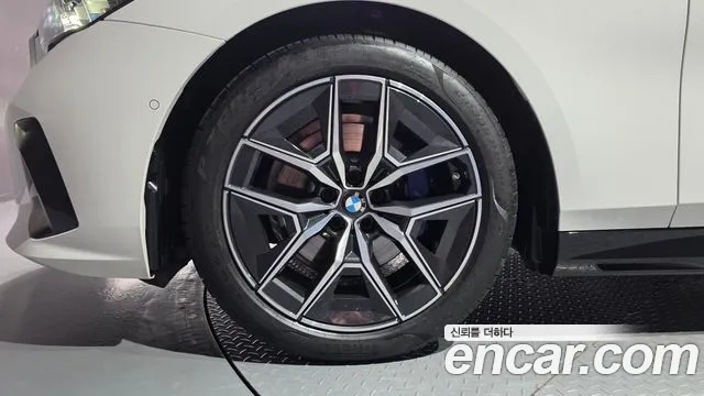 BMW 5-Series — Фото автомобиля 5