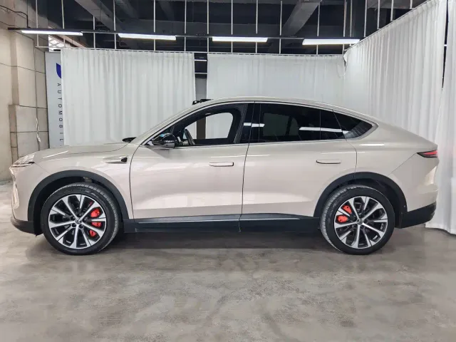 Nio EC7 — Фото автомобиля 7