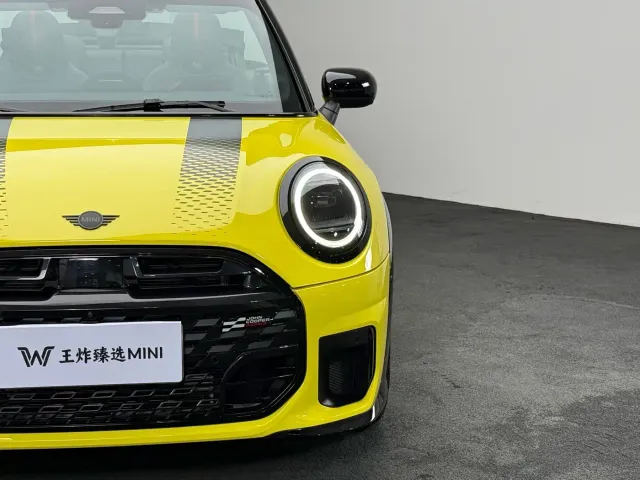 MINI Hatch — Фото автомобиля 6