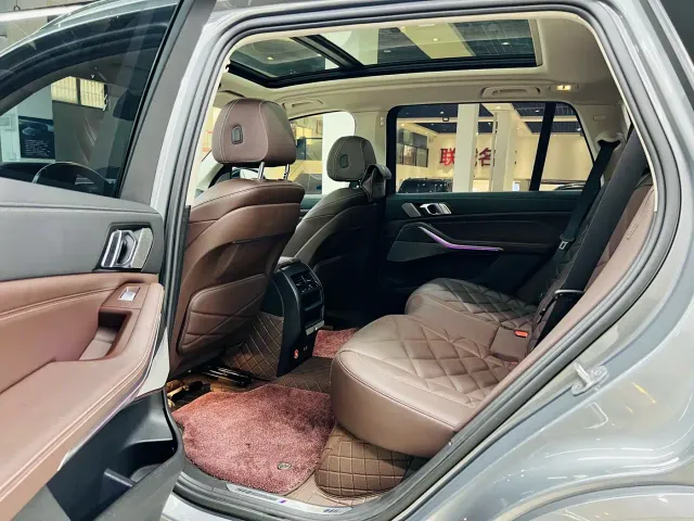 BMW X5 — Фото автомобиля 11