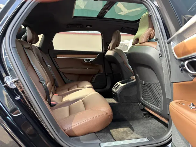 Volvo S90 — Фото автомобиля 9