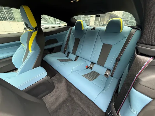 BMW M4 — Фото автомобиля 10