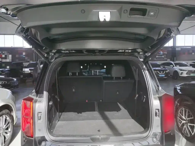GAC Trumpchi GS8 — Фото автомобиля 18