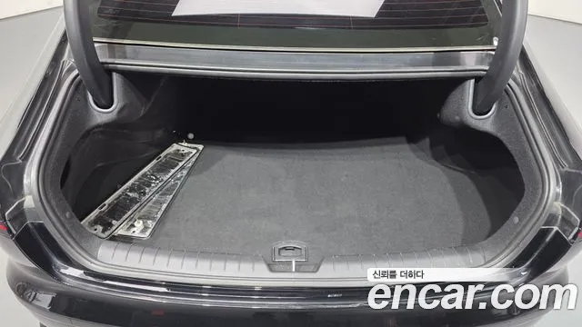 Hyundai Grandeur GN7 — Фото автомобиля 24