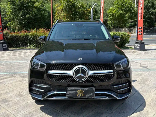 Mercedes-Benz GLE-Class — Фото автомобиля 3