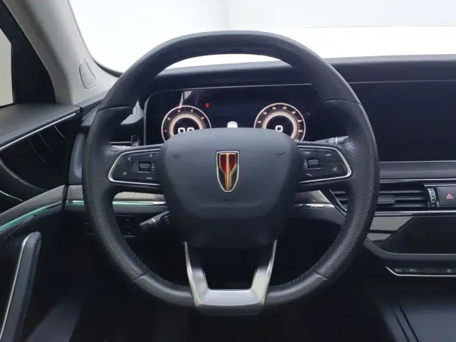 Hongqi HS5 — Фото автомобиля 15