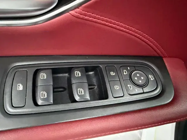 Jetour X70 Plus — Фото автомобиля 12