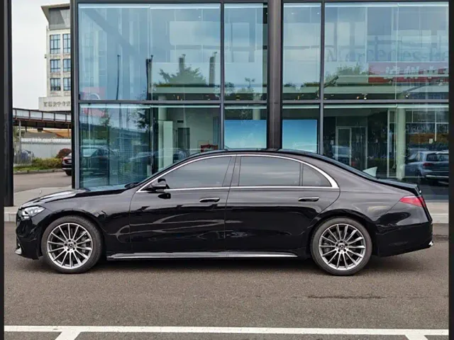 Mercedes-Benz S-Class — Фото автомобиля 4