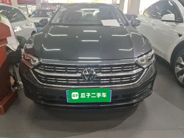 Volkswagen Sagitar — Фото автомобиля 2
