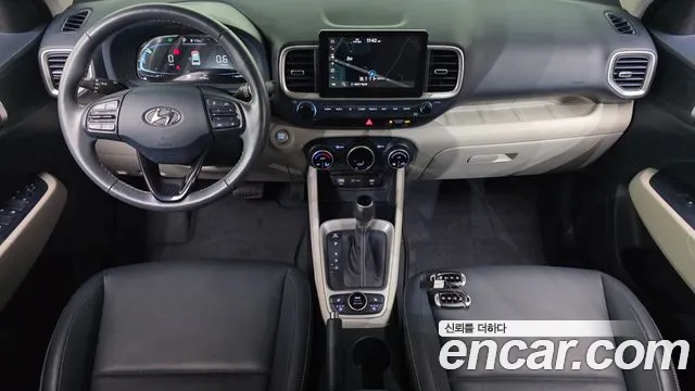 Hyundai Venue — Фото автомобиля 10