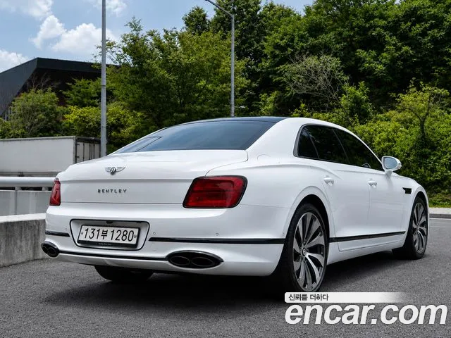 Bentley Flying Spur Flying Spur 3 поколение — Фото автомобиля 13