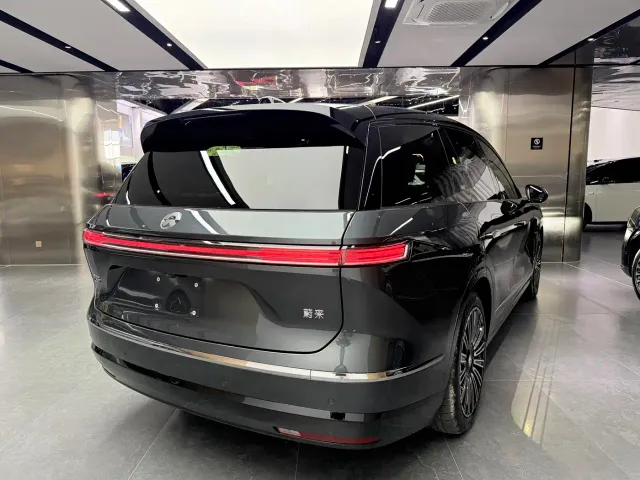 Nio ES8 — Фото автомобиля 14