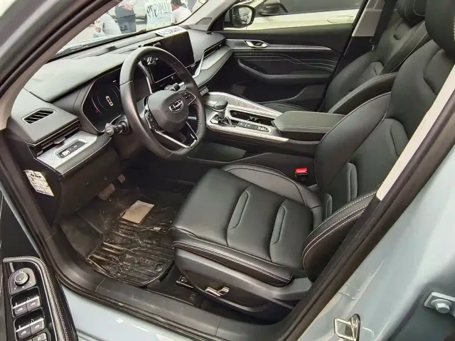 Geely Xingrui — Фото автомобиля 3