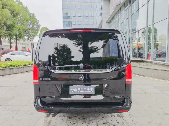 Mercedes-Benz V-Class — Фото автомобиля 28