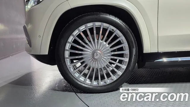 Mercedes-Benz GLS-Class — Фото автомобиля 5