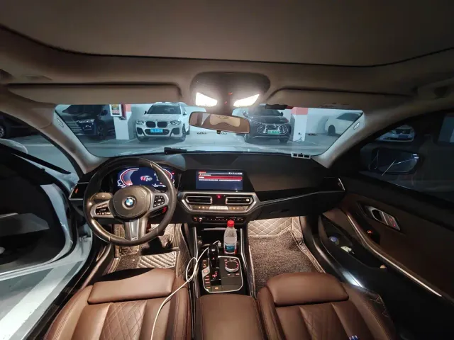 BMW 3 Series — Фото автомобиля 4