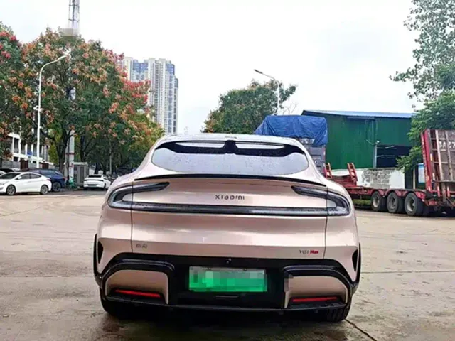 Xiaomi YU7 — Фото автомобиля 6