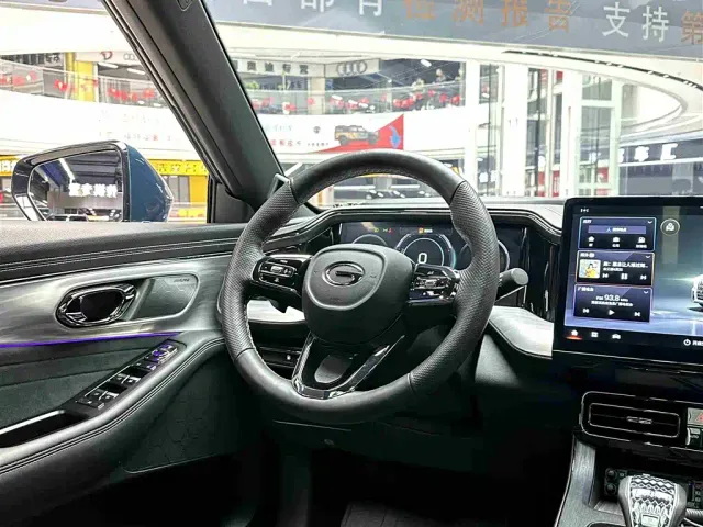 GAC Trumpchi GS8 — Фото автомобиля 7