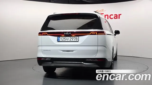 Kia Canival Carnival 4 поколение Дизель 7 мест Outdoor — Фото автомобиля 4
