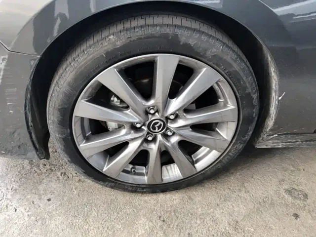 Mazda Axela — Фото автомобиля 22