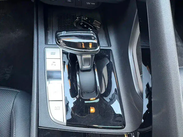 Hyundai Elantra — Фото автомобиля 21