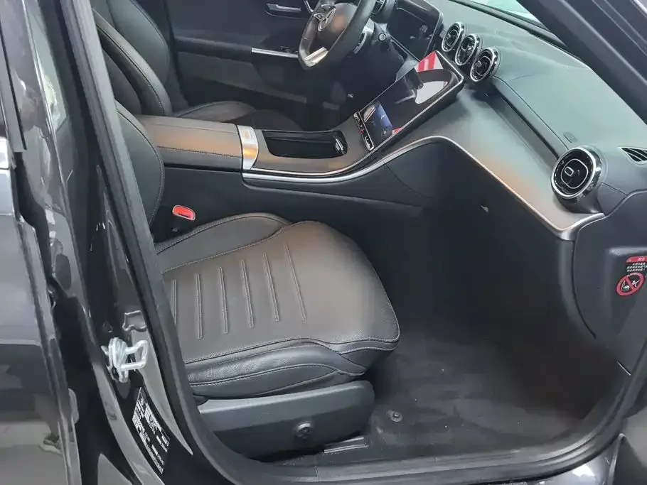 Mercedes-Benz Mercedes-Benz C-Class 2024 C 200 L Sport Edition — Фото автомобиля 8
