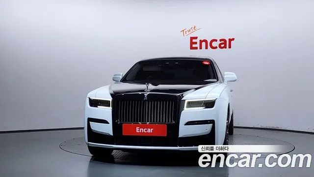 Rolls-Royce Ghost — Фото автомобиля 3