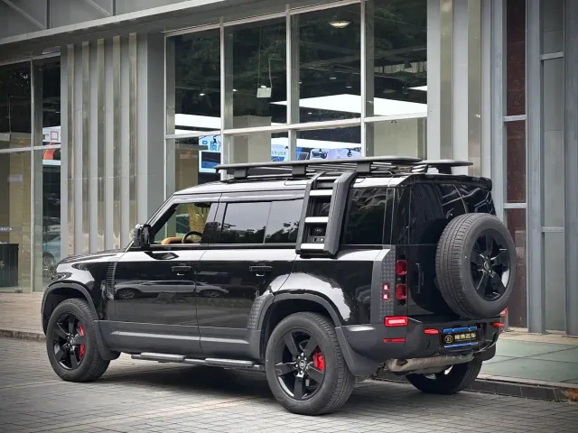 Land Rover Defender — Фото автомобиля 5
