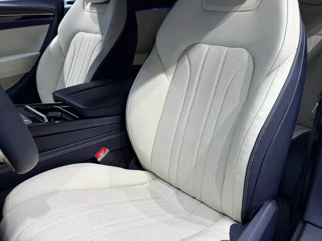 Bentley Continental — Фото автомобиля 9