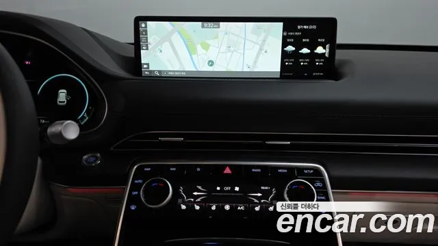 Genesis GV80 — Фото автомобиля 14