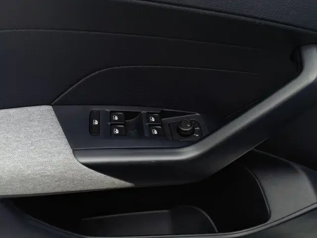Volkswagen Tharu — Фото автомобиля 9