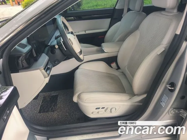 Hyundai Grandeur — Фото автомобиля 10
