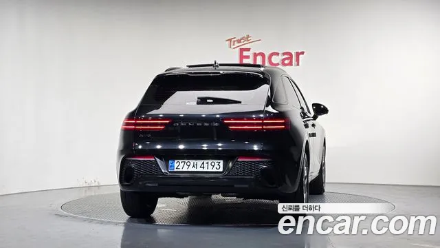 Genesis GV70 — Фото автомобиля 4