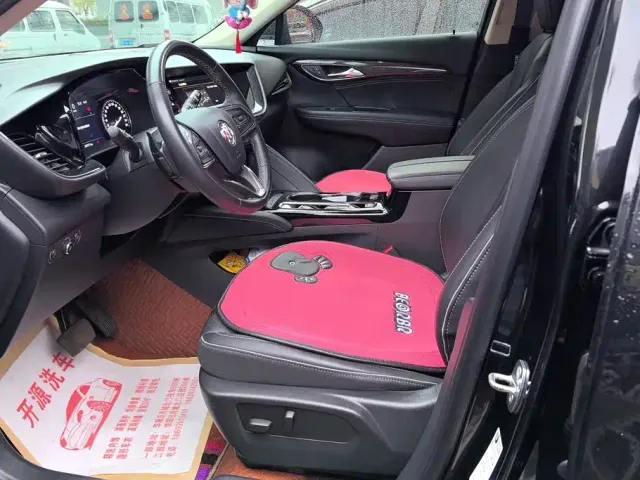 Buick Envision Plus — Фото автомобиля 9