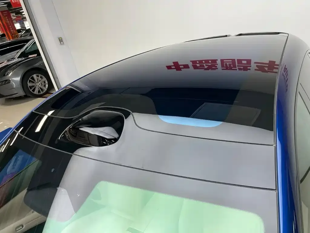 Xiaomi Auto Xiaomi YU7 2025 Ultra Long Range High Performance AWD Max Edition — Фото автомобиля 5