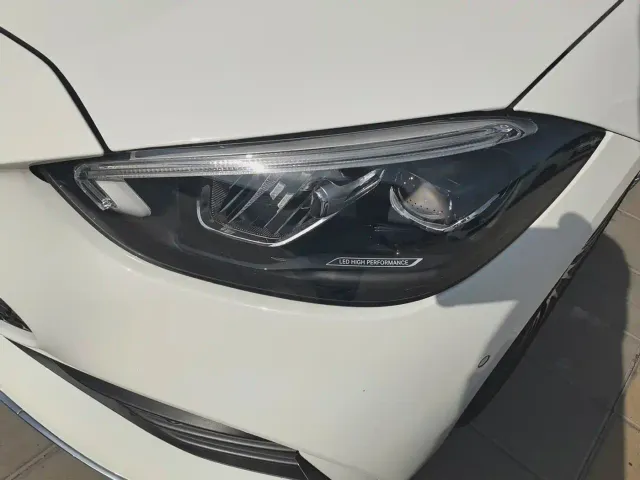 Mercedes-Benz C-Class — Фото автомобиля 2