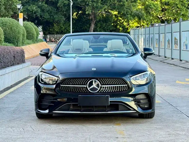 Mercedes-Benz E-Class — Фото автомобиля 2