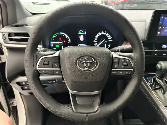 Toyota Granvia — Фото автомобиля 6