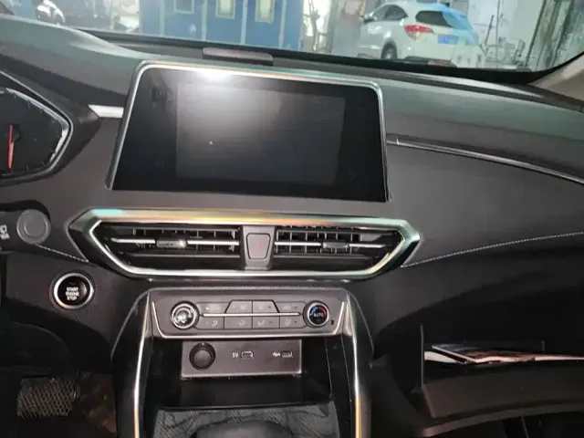 Maxus G50 — Фото автомобиля 13