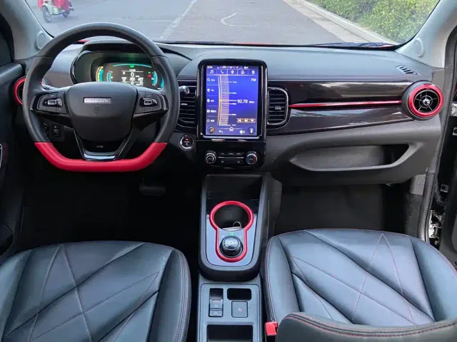 Chery eQ1 — Фото автомобиля 9