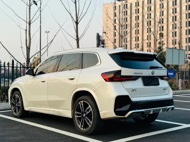 BMW X1 — Фото автомобиля 9