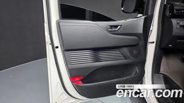 Hyundai Staria — Фото автомобиля 13