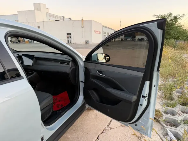 BYD Qin PLUS — Фото автомобиля 6