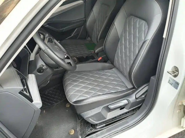 Volkswagen Sagitar — Фото автомобиля 7
